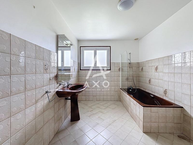 Pavillon - 152 m² - 7 pièces