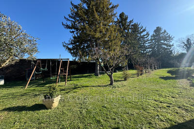 Maison - 201 m² - 7 pièces