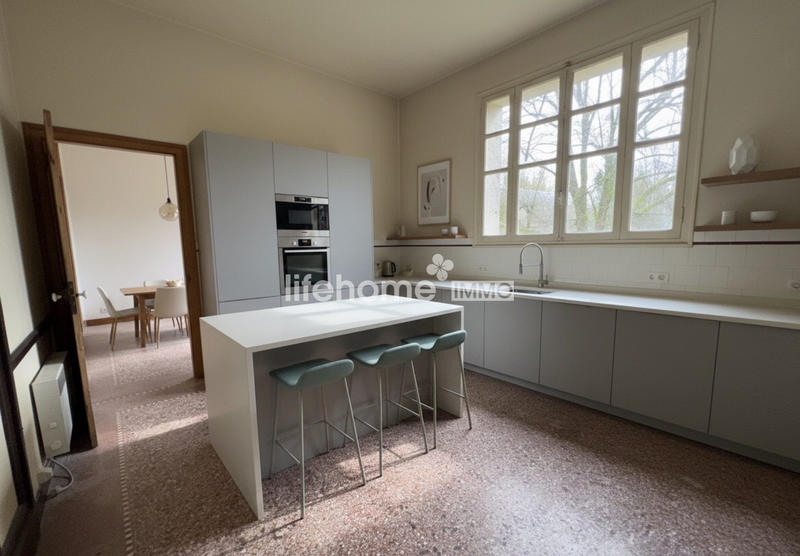 Maison ancienne - 220 m² - 8 pièces