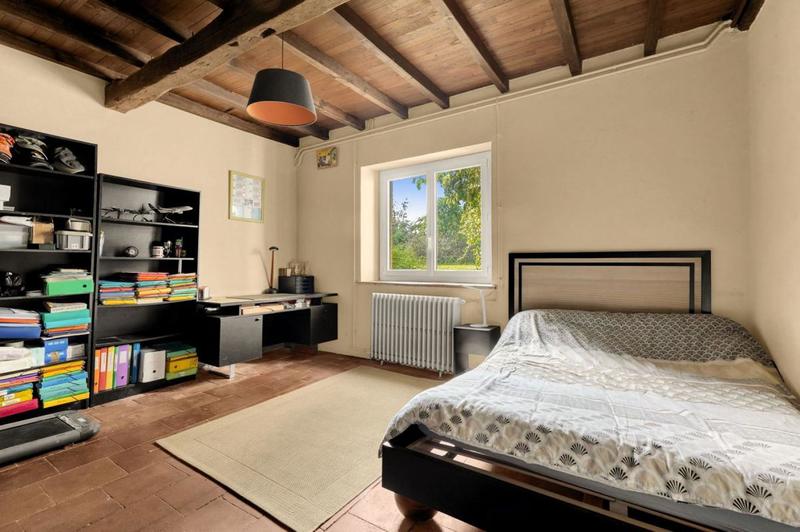 Maison - 300 m² - 11 pièces