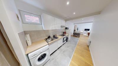 Local commercial - 190 m² - 6 pièces