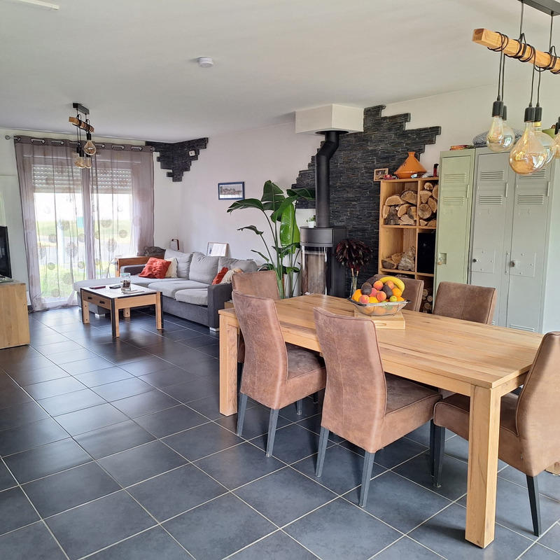 Maison - 91 m² - 5 pièces