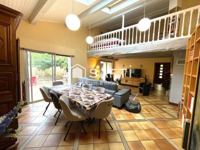 Maison - 175 m² - 7 pièces