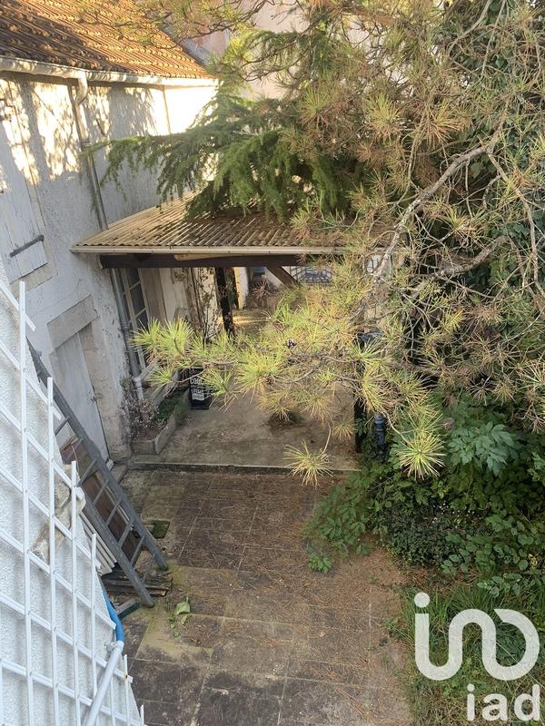 Maison - 300 m² - 9 pièces