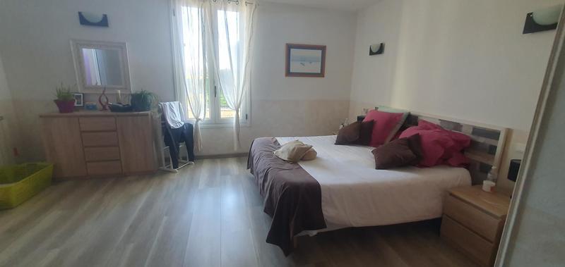 Propriété - 384 m² - 16 pièces