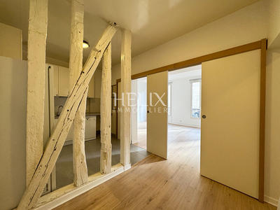 Appartement - 111 m² - 5 pièces