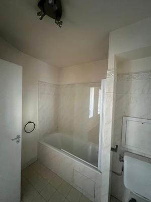 Studio - 30 m² - 1 pièce