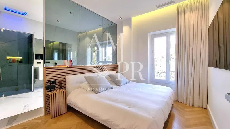 Appartement - 130 m² - 4 pièces