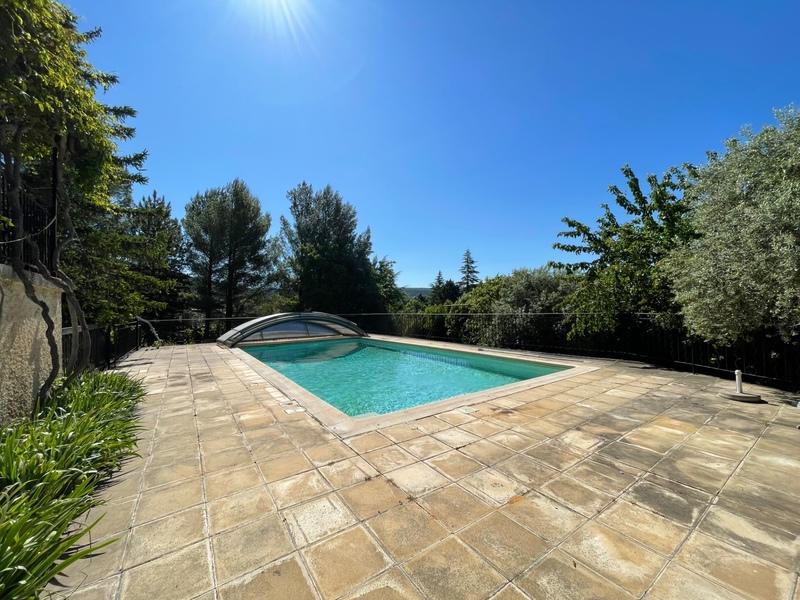 Maison - 182 m² - 8 pièces