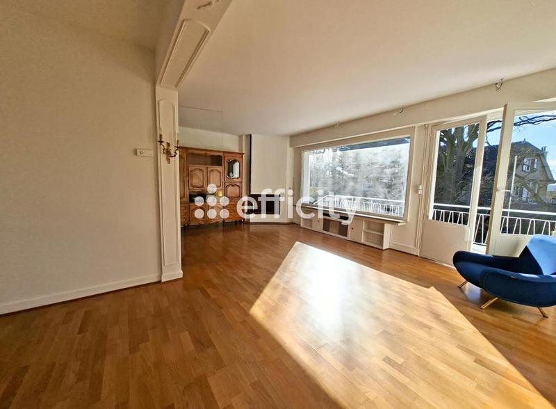 Maison - 181 m² - 7 pièces