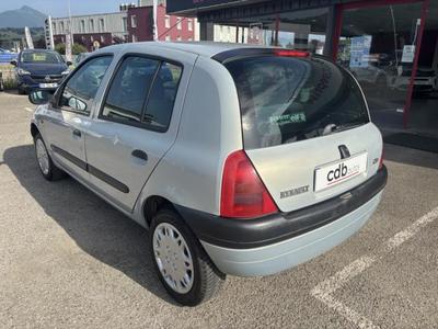 Renault Clio II 1.4i 75ch