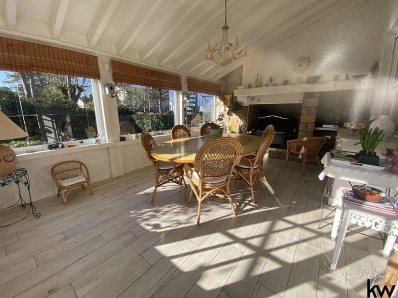 Maison - 169 m² - 7 pièces