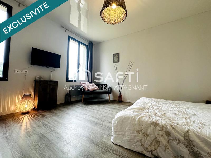 Maison - 256 m² - 9 pièces