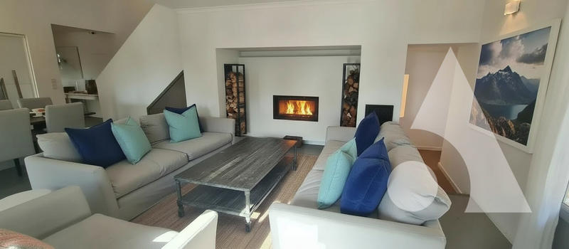 Villa - 221 m² - 6 pièces