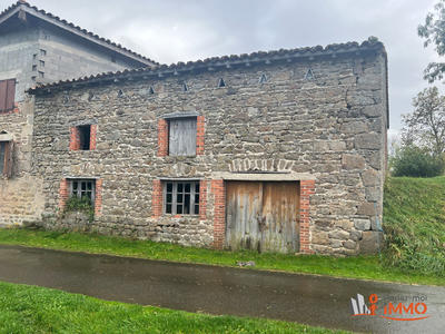 Maison - 150 m² - 2 pièces