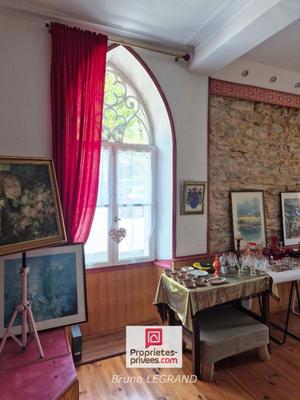 Maison - 525 m² - 14 pièces