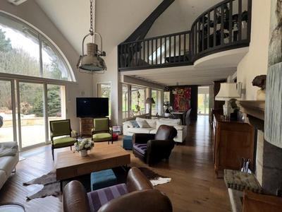 Maison d'architecte - 196 m² - 7 pièces