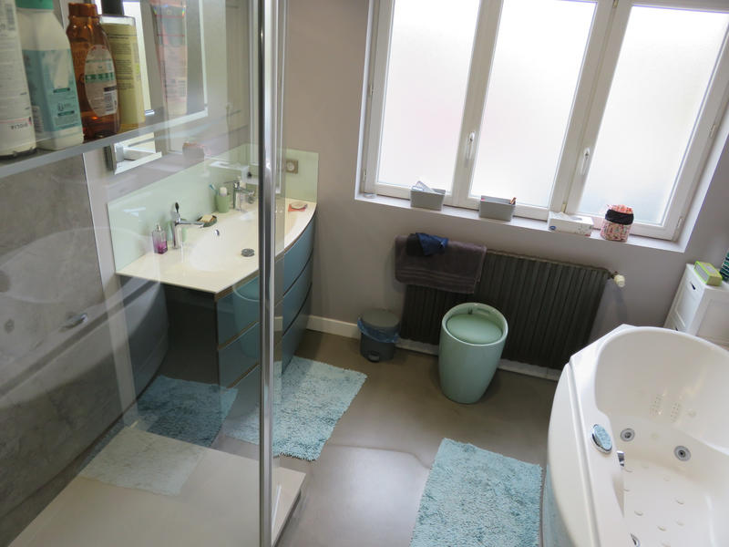 Maison - 150 m² - 10 pièces