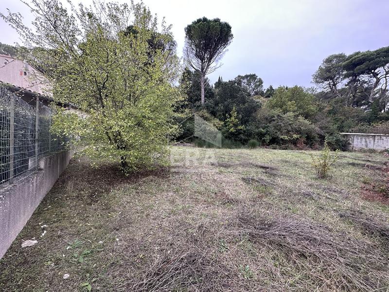 Terrain - 595 m²