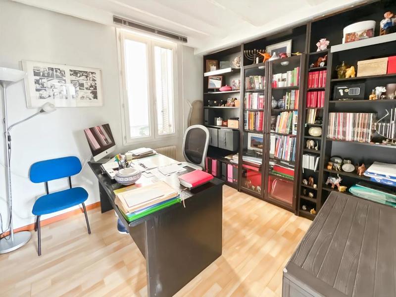 Maison - 187 m² - 6 pièces