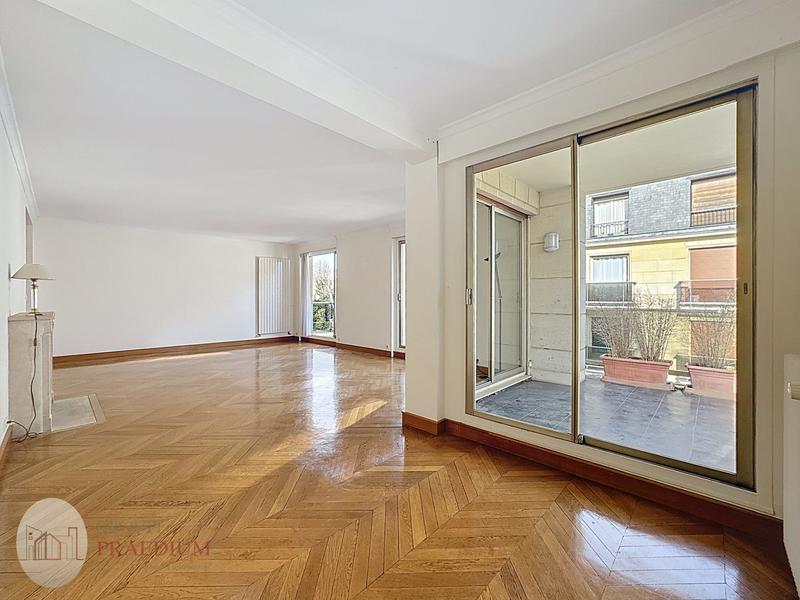 Appartement - 118 m² - 5 pièces