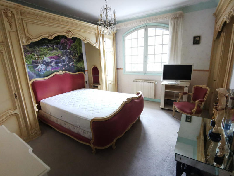 Villa - 185 m² - 7 pièces