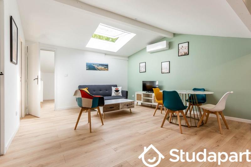 Chambre - 12 m² - 1 pièce