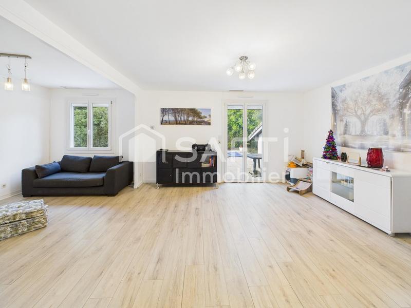 Maison - 106 m² - 5 pièces