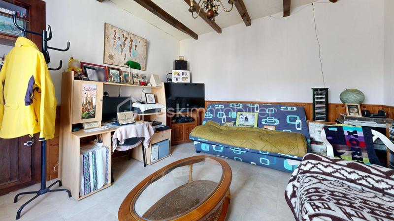 Maison - 212 m² - 9 pièces