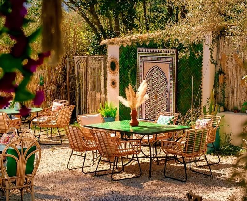 Bastide - 650 m² - 15 pièces