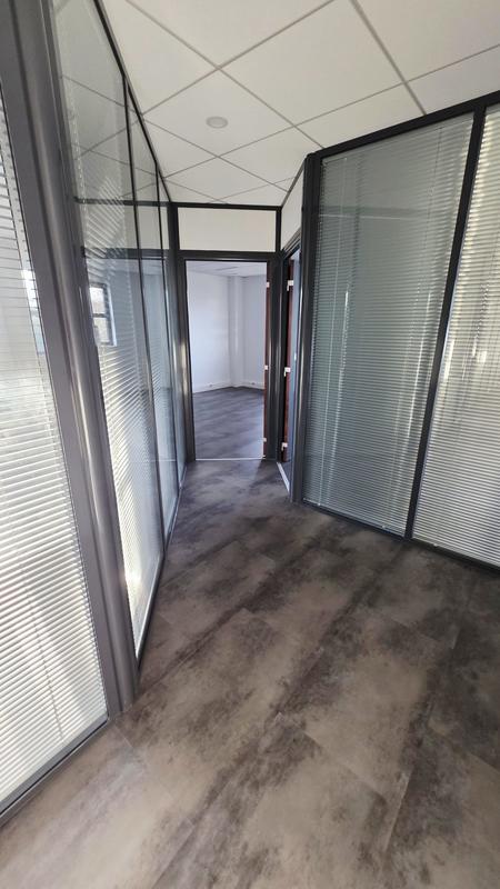 Bureau - 190 m² - 7 pièces