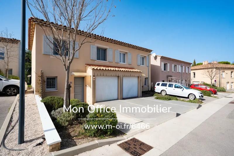 Maison - 92 m² - 4 pièces