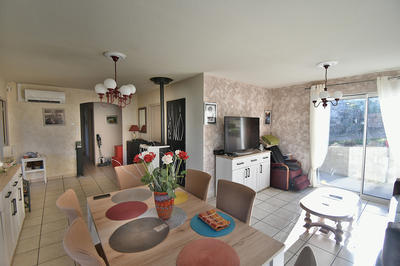 Maison - 101 m² - 5 pièces