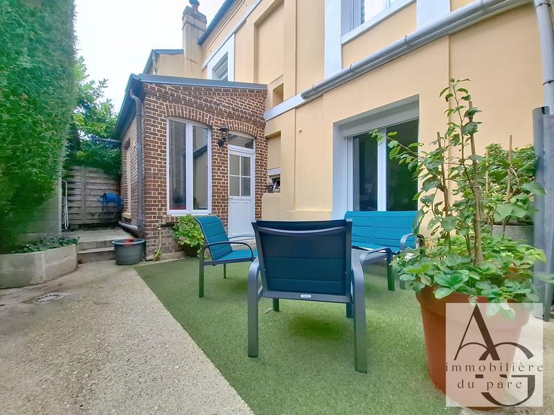 Maison - 133 m² - 5 pièces