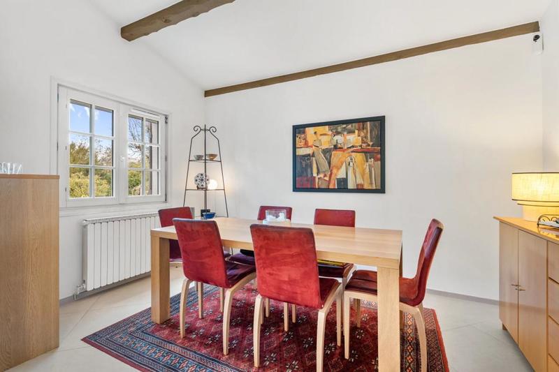 Villa - 107 m² - 6 pièces