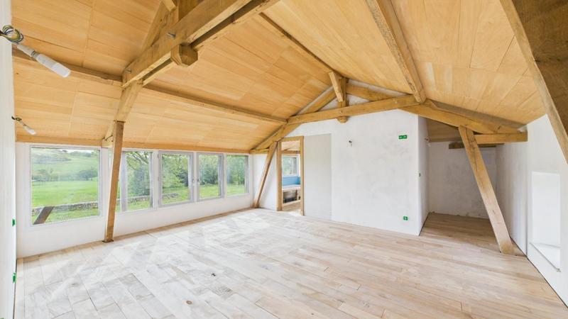 Maison - 530 m² - 18 pièces