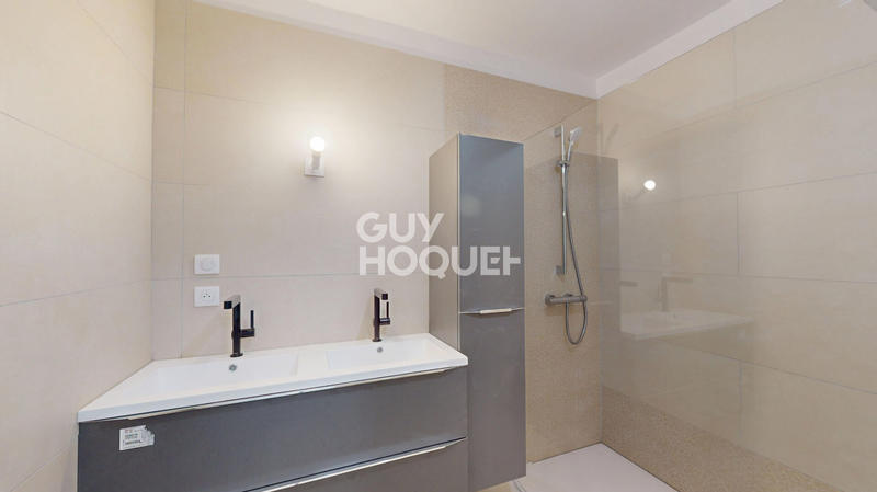 Appartement - 96 m² - 4 pièces