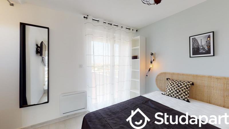 Chambre - 9 m² - 1 pièce