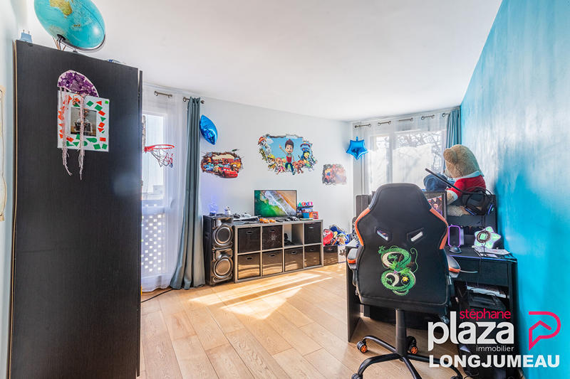 Appartement - 77 m² - 4 pièces