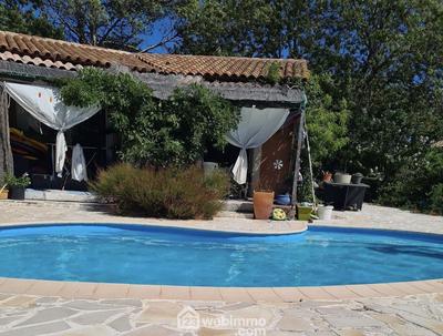 Villa - 130 m² - 4 pièces