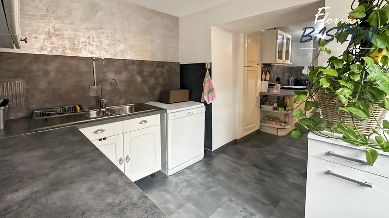 Maison - 158 m² - 5 pièces