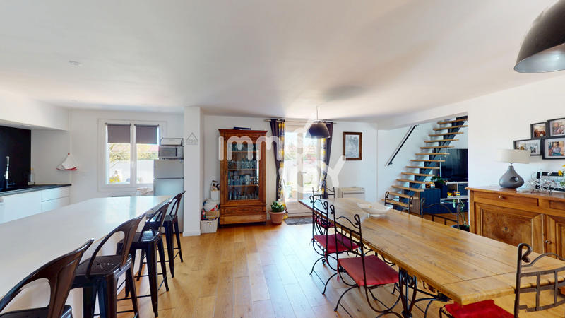 Maison - 130 m² - 5 pièces