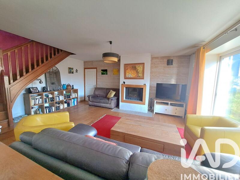 Maison - 175 m² - 9 pièces