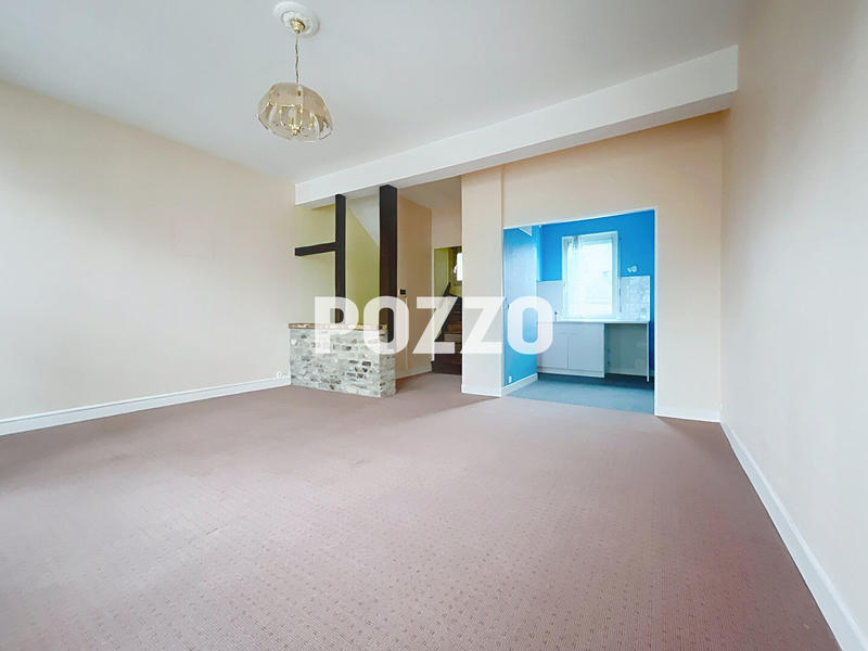 Immeuble - 35 m² - 5 pièces