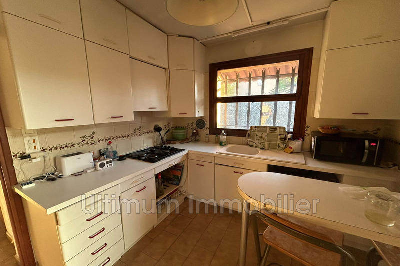 Villa - 180 m² - 8 pièces