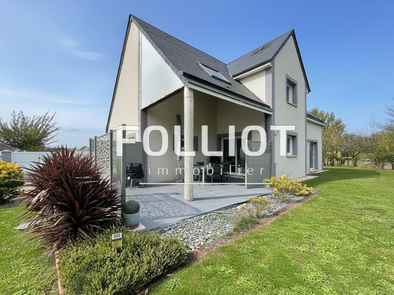 Maison - 162 m² - 8 pièces