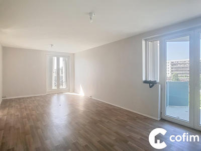Appartement - 83 m² - 5 pièces