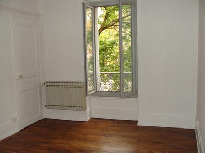 Appartement ancien - 59 m² - 3 pièces