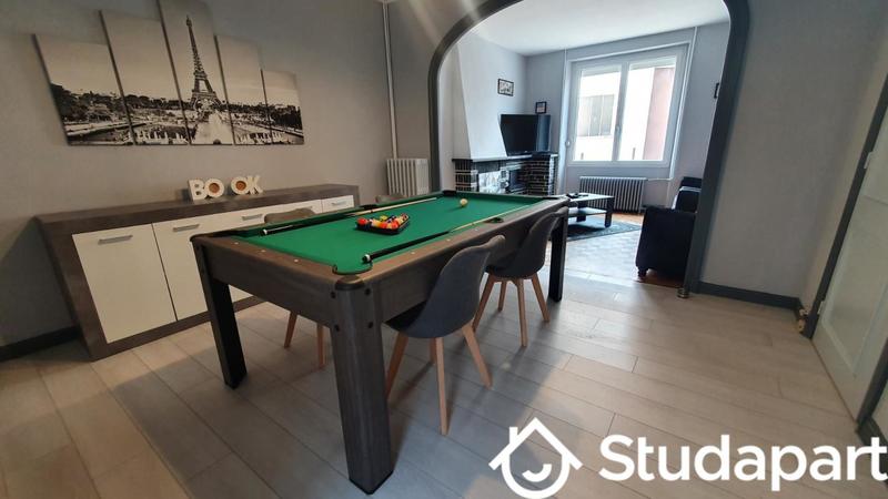 Chambre - 10 m² - 1 pièce