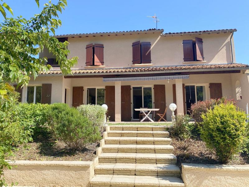 Maison - 146 m² - 7 pièces